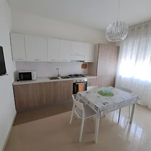 Casa Ely Apartment